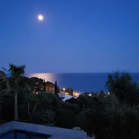 Magnificent Panoramic Sea View! * Saint-Peïre-sur-Mer