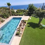 Magnificent Panoramic Sea View!