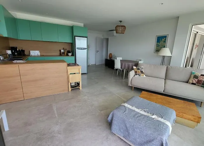 Magnificent Panoramic Sea View! Saint-Peïre-sur-Mer